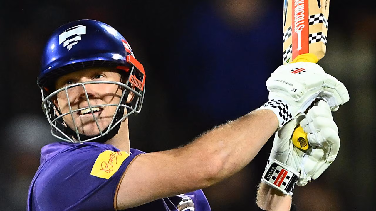 Konstas injury fears as Owen thrashes the Thunder attack