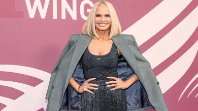 Kristin Chenoweth's 'Queen of Versailles' to end Broadway run early