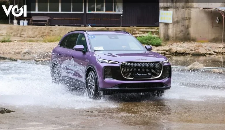 L8 Rely on Snapdragon 8155 for Responsive Cabin Experience