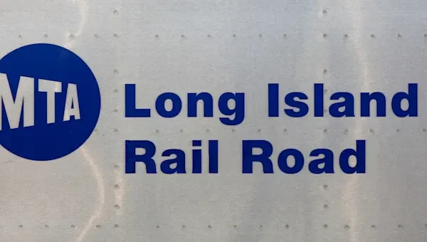 LIRR: Majority of Penn Station service diverted due to broken rail