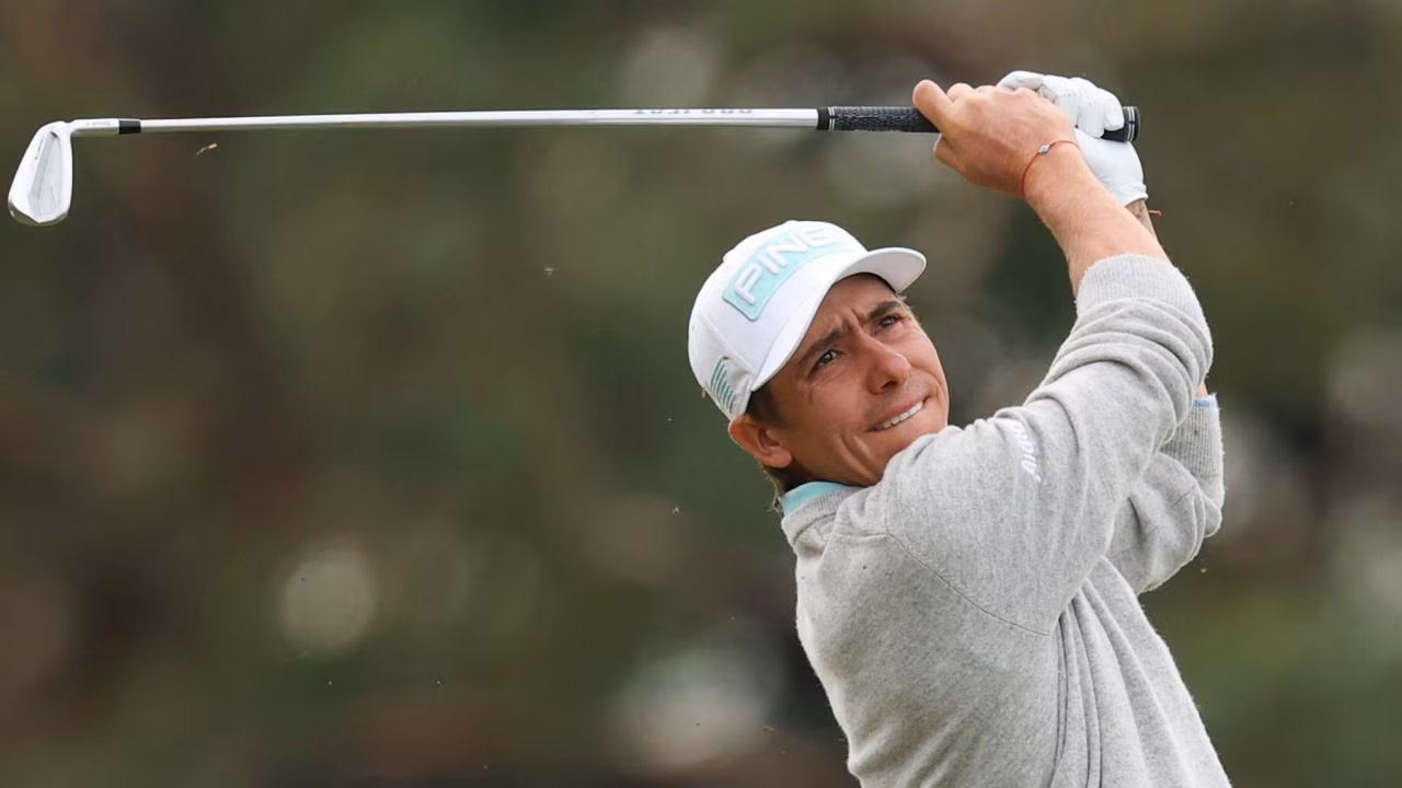 LIV golf star sets pace at Australian Open