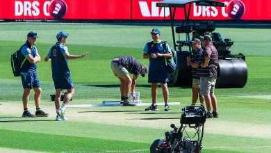 LIVE BLOG: Aussies eyeing up series win in Adelaide