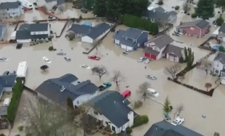 LIVE UPDATES: Washington flooding, road closures, evacuations