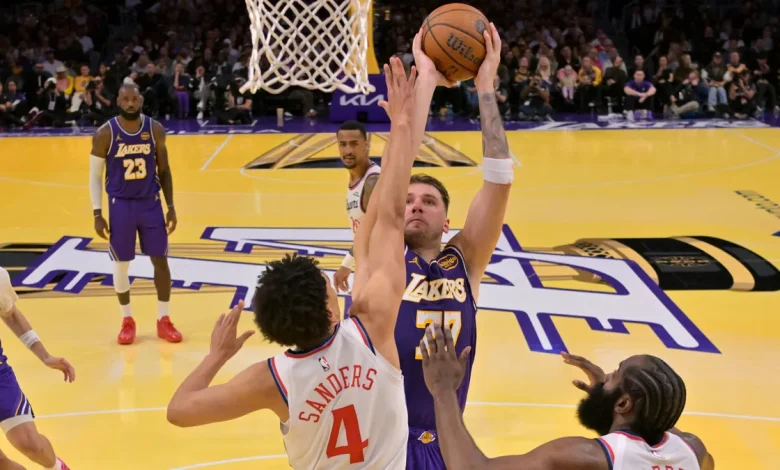 Lakers will not use NBA Cup court vs. Spurs tonight