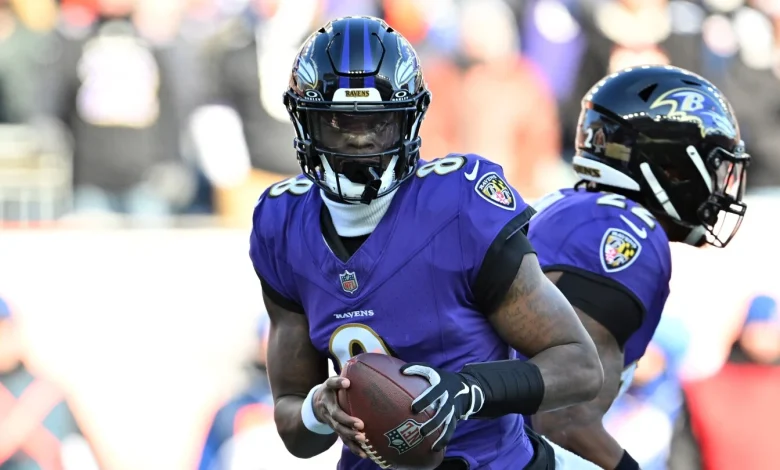 Lamar Jackson’s second TD pass puts Ravens up 14-0 at halftime