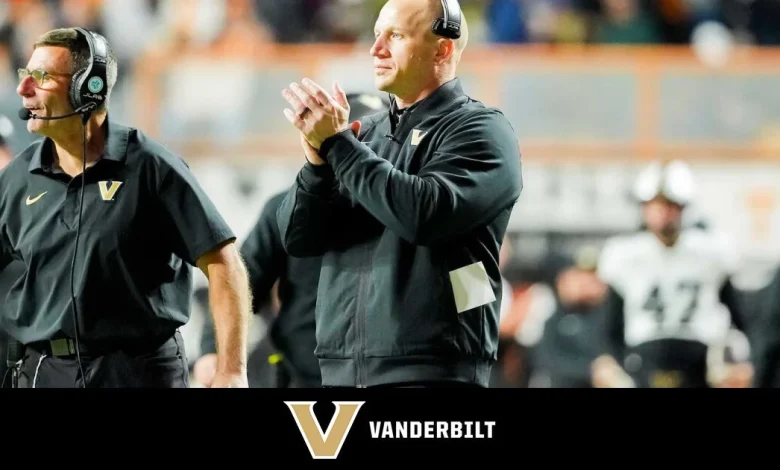 Lea Finalist for Walter Camp Award