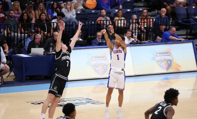 Lee Breaks Ankles, Breaks Out in Win Over Providence