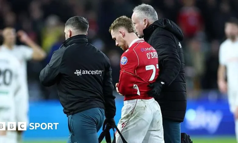 Lewis O'Brien: Wrexham boss Phil Parkinson unhappy with Ethan Galbraith challenge