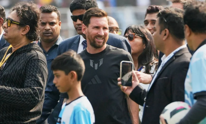 Lionel Messi fans cause chaos as star visits Kolkata stadium on first day of India tour