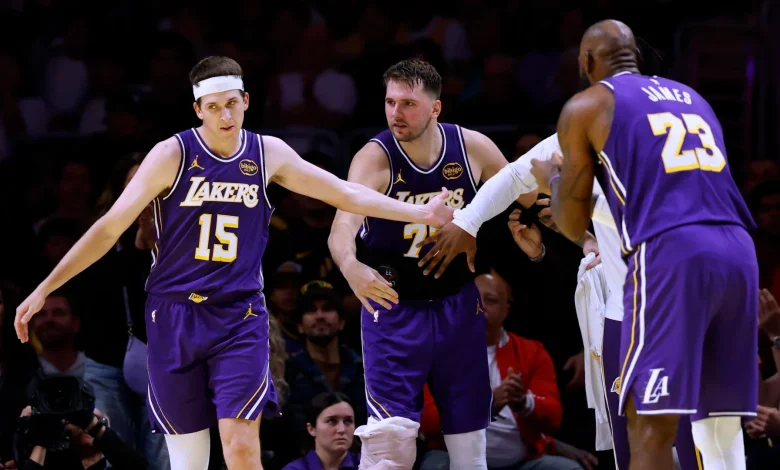 Live Updates: Joel Embiid returns to the lineup