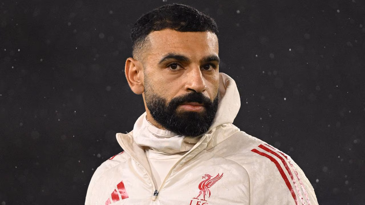 Liverpool make big Salah call after ‘peace deal’ — but drama not over just yet