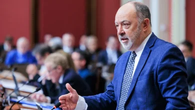 Loi 2 | Christian Dubé claque la porte de la CAQ