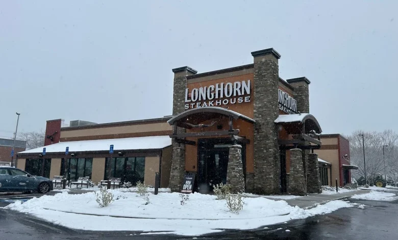 Longhorn Steakhouse opens new location in Lynchburg