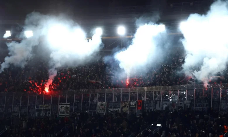 Los salvajes vestidos de negro vuelven al Camp Nou