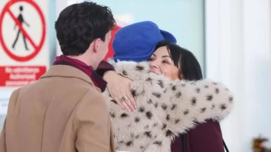 Love Actually's Martine McCutcheon spreads Christmas cheer in nod to iconic scene