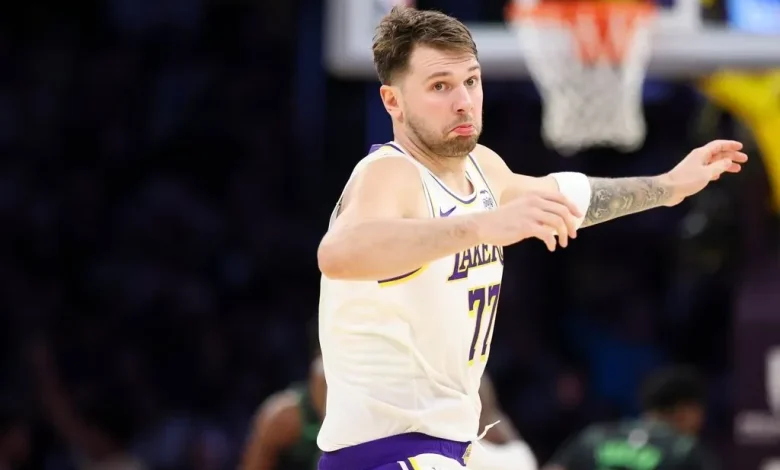 Luka Doncic, Lakers start fast, beat Pelicans 133-121 for 7th straight victory