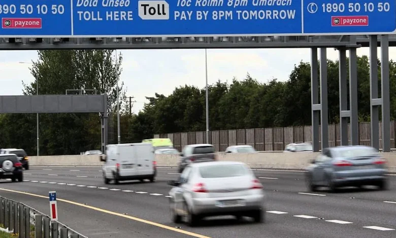 M50 closed in both directions due to bin lorry fire