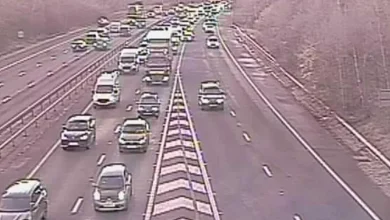 M60 traffic LIVE: M61 motorway chaos as crash shuts lanes and causes 'serious injuries'