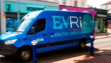 MP raises Christmas delivery concerns with Evri chief amid mounting complaints in NI