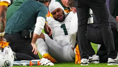 MRI confirms Packers star Micah Parsons suffered torn ACL vs. Broncos