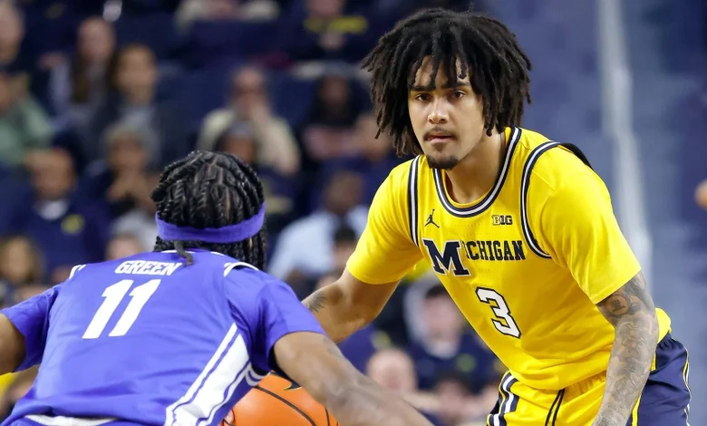 Maize & Blue to Welcome Villanova for Tuesday Night Tilt