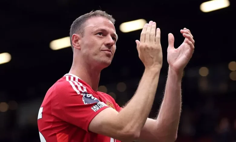Manchester United confirm shock departure of former player Jonny Evans