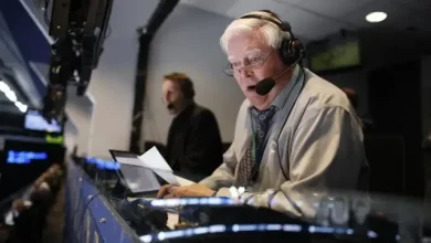 Maple Leafs announcer Joe Bowen to be honoured with ‘Holy Mackinaw Night’
