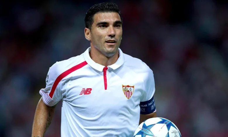 Más de 4.000 sevillistas en Almendralejo y un emotivo homenaje a Reyes