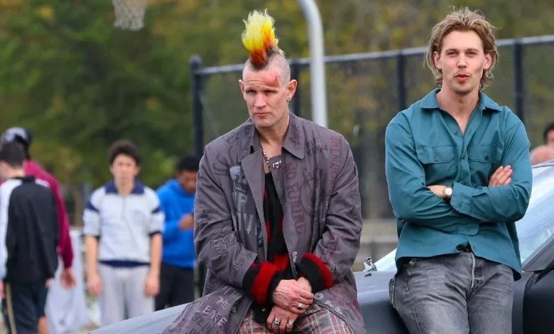 Matt Smith and Austin Butler Embrace Mohawks in ‘Caught Stealing’
