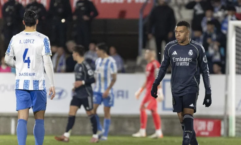 Mbappé adelanta al Real Madrid en Talavera al transformar un polémico penalti