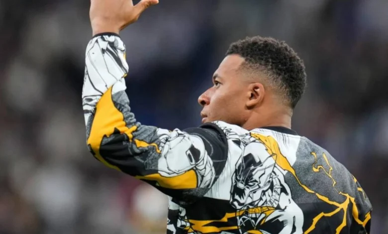 Mbappé entra en la lista de convocados para medirse al City