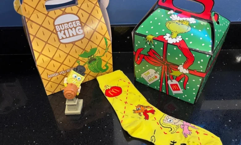 McDonald's Grinch Meal or Burger King's SpongeBob Menu? We Pick a Winner