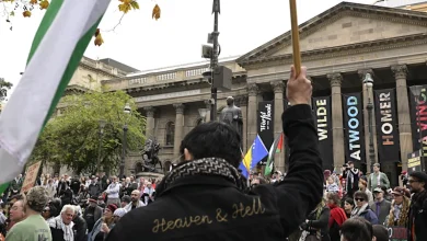 Melbourne activists change plans after being warned not to use Bondi grief for protests