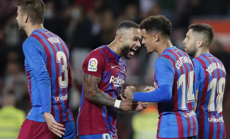 Memphis x Coutinho: camisas 10 de Corinthians e Vasco foram rivais e companheiros de time na Europa