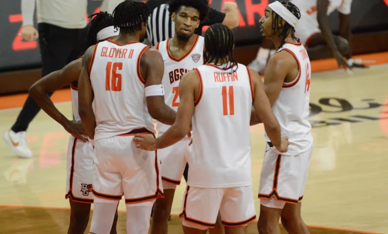 Men’s basketball: Falcons continue road trip for matchup with Kansas State