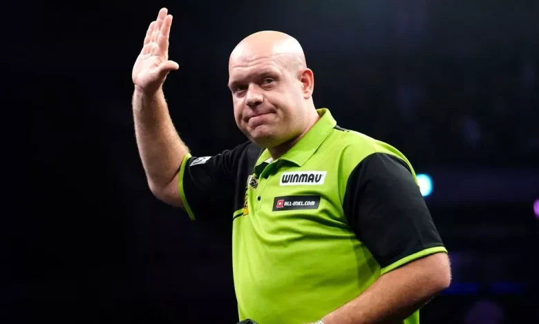 Michael van Gerwen undergoes dramatic body transformation ahead of World Darts Championship