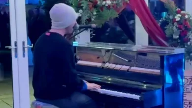 Moment Brit superstar surprises bride & groom for 1st dance after mum's request