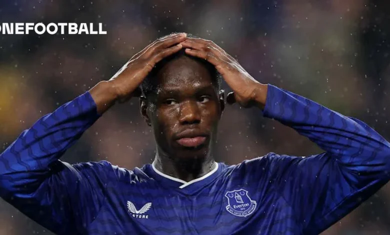 Moyes backs Barry to break Everton goal drought after early season struggles