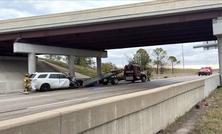 Multiple people injured after rollover crash on westbound I-244, OHP says