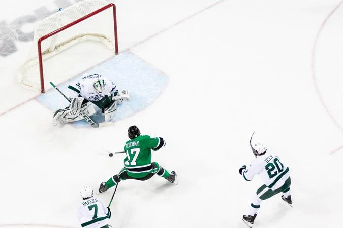 NOTES: No. 6 Fighting Hawks look to close out November with series sweep