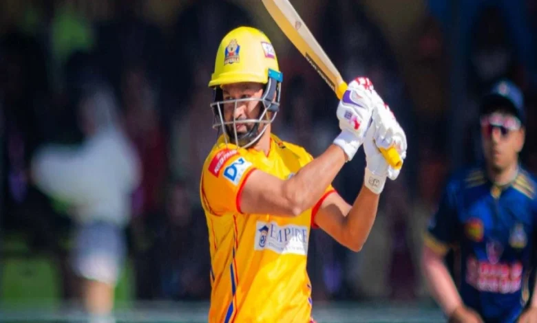 NPL: Under pressure, Binod Bhandari hits half-century, Sudurpashchim crosses 100