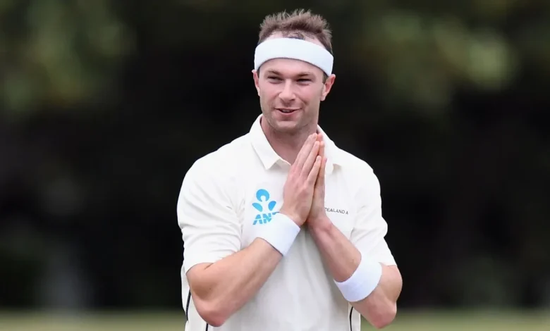 NZ opt to bowl; Rae and Hay on Test debut with seven changes across both teams