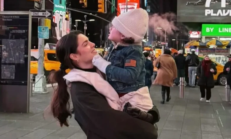 Nadia Ferreira vive la magia de Nueva York con Marquitos en un recorrido por Times Square
