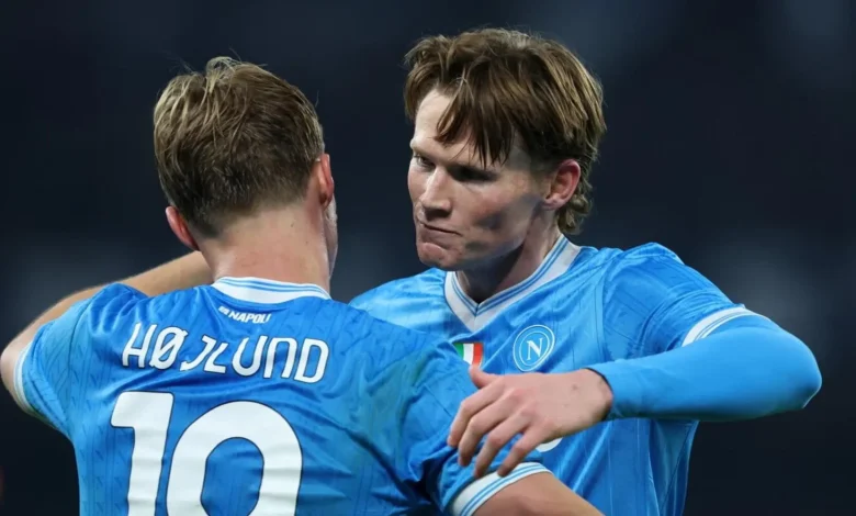 Napoli-Juve diretta, una doppietta di Hojlund fa restare Conte in testa live