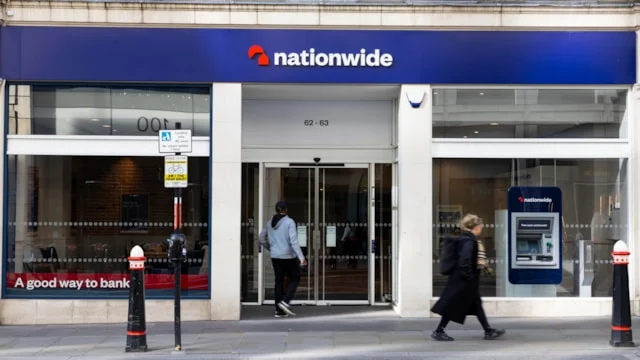 Nationwide predicts over 20 million transactions as shoppers rush to finish Christmas shopping
