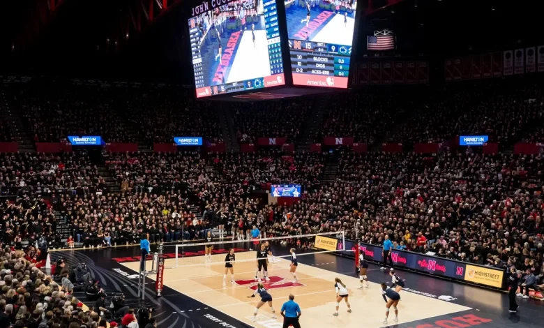 Nebraska volleyball vs. Kansas live updates, stats and highlights