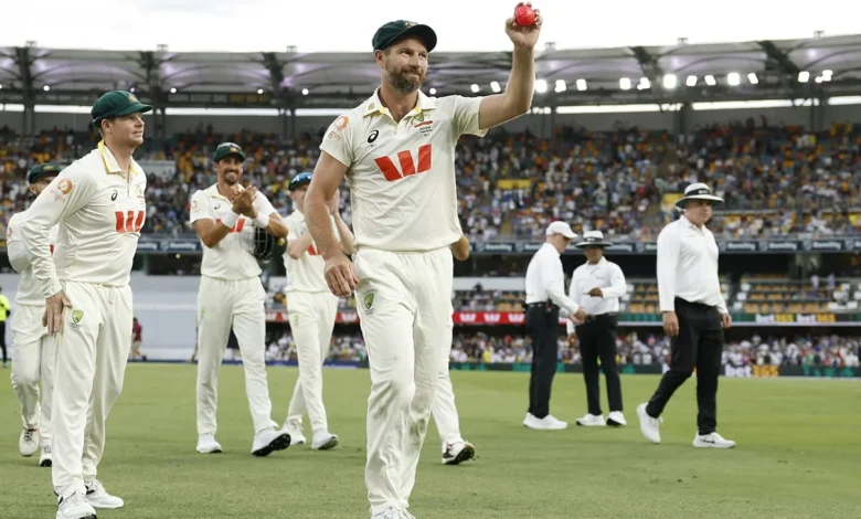 Neser five-for trumps England's belated resistance as Australia take 2-0 lead