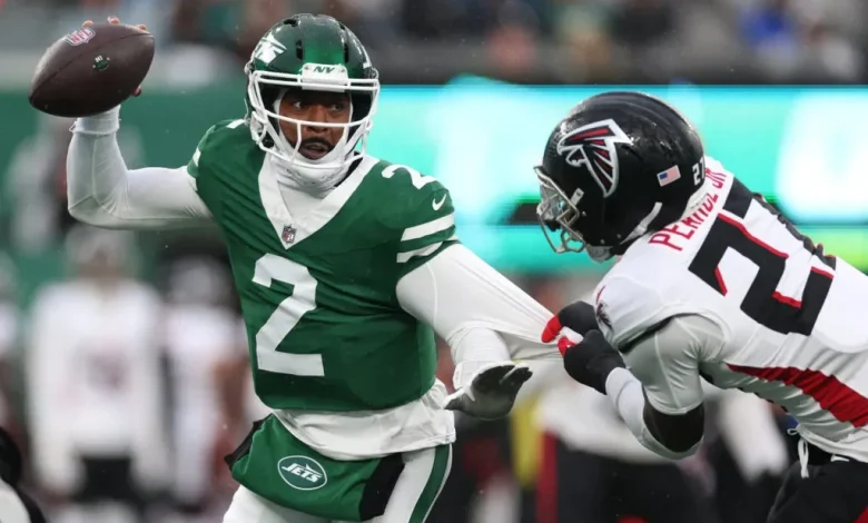 New York Jets Start-Sit: Week 14 Fantasy Advice for Tyrod Taylor, Garrett Wilson, John Metchie III, Mason Taylor, and Others