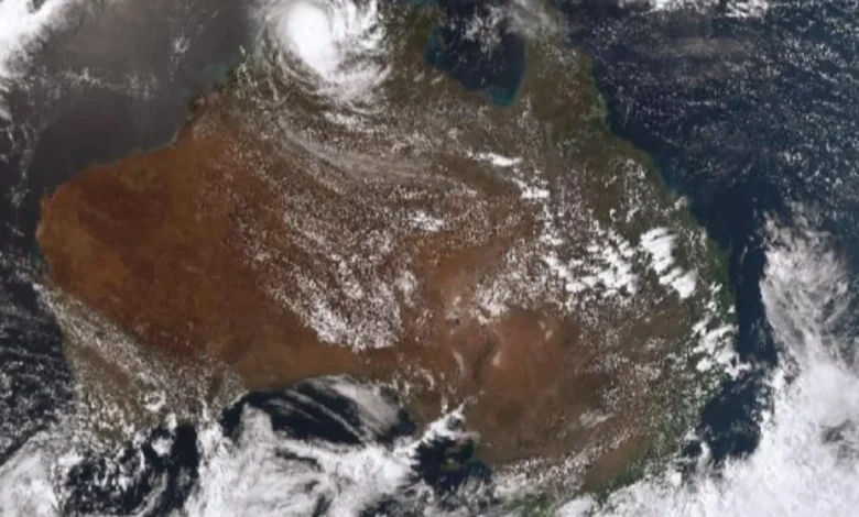 New weather website hits $96 million amid a storm of criticism