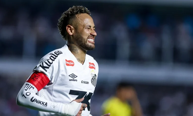 Neymar, Vinícius will only make 2026 WC squad if '100% fit' - Ancelotti